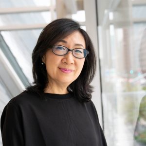 p_Yung-mee-Rhee-06065m2600x1400o-2048x1103